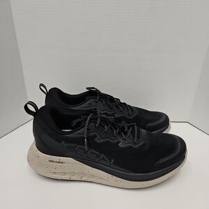 Keen Men's Black Sneakers with Cream Sole